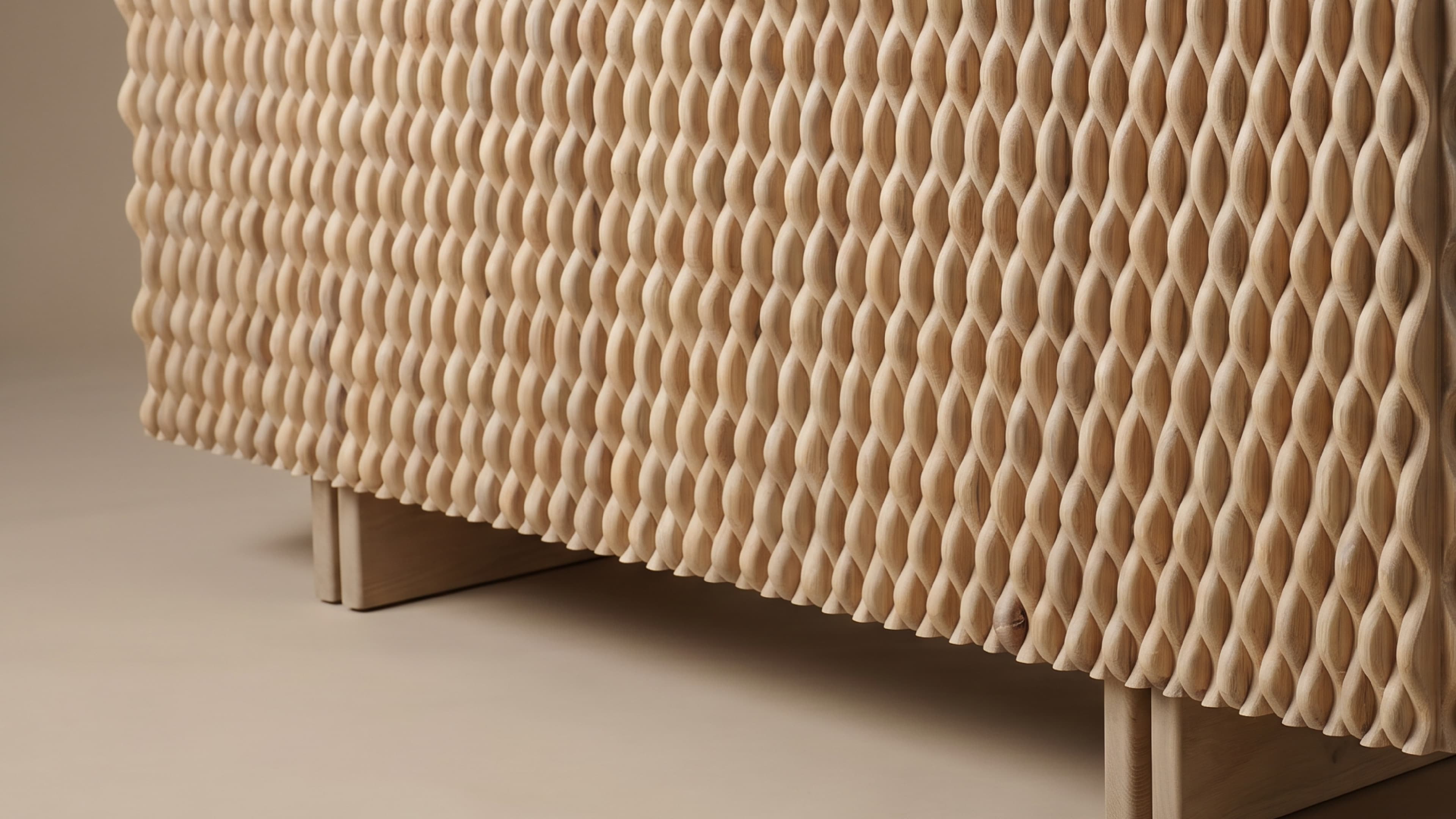 Detalle de mueble en madera tallada, piezas de archivo de Charo Decoraciones